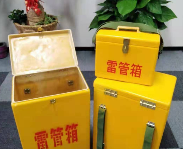 铜山玻璃钢雷管箱有哪些特点